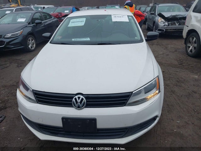 3VW2K7AJ1EM367400 Volkswagen Jetta 2.0l S