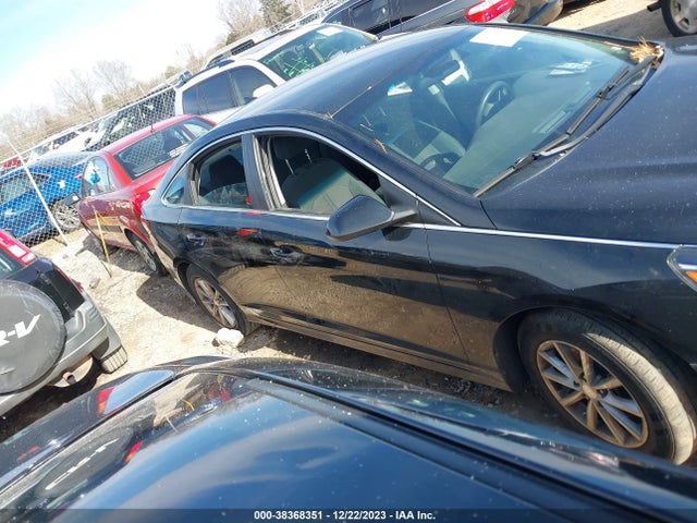 Hyundai SONATA SE 2019 5NPE24AF7KH764069 Image 13
