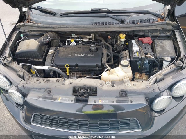 Chevrolet Sonic Ls Auto 2015 1G1JA5SH3F4158330 Image 10
