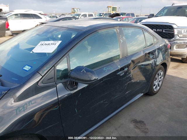 2021 TOYOTA COROLLA LE VIN: 5YFEPMAE2MP193654