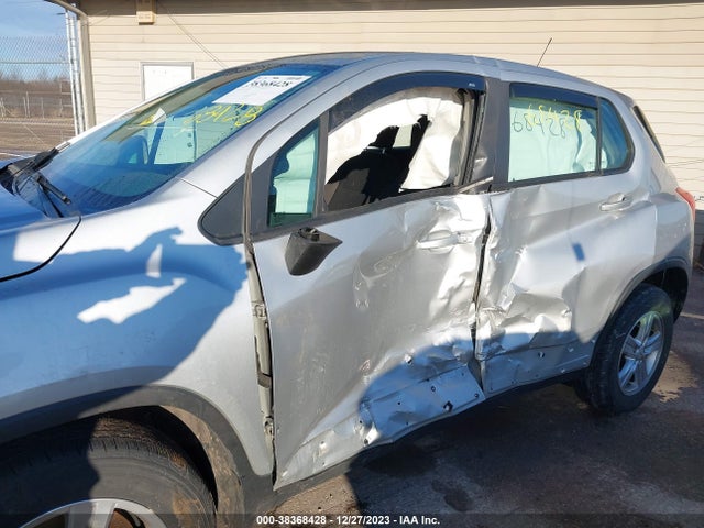 Chevrolet TRAX LS 2017 KL7CJNSB3HB237813 Image 6
