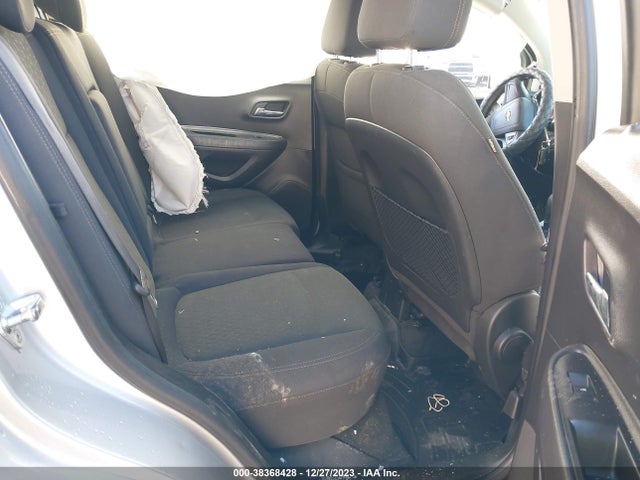 Chevrolet TRAX LS 2017 KL7CJNSB3HB237813 Image 8