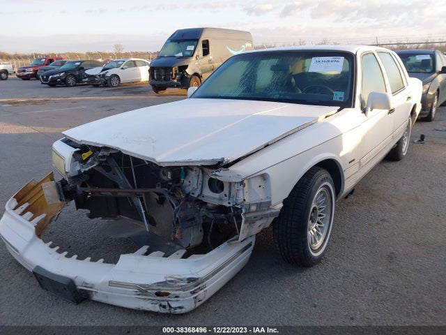 1996 LINCOLN TOWN CAR EXECUTIVE VIN: 1LNLM81W3TY672977