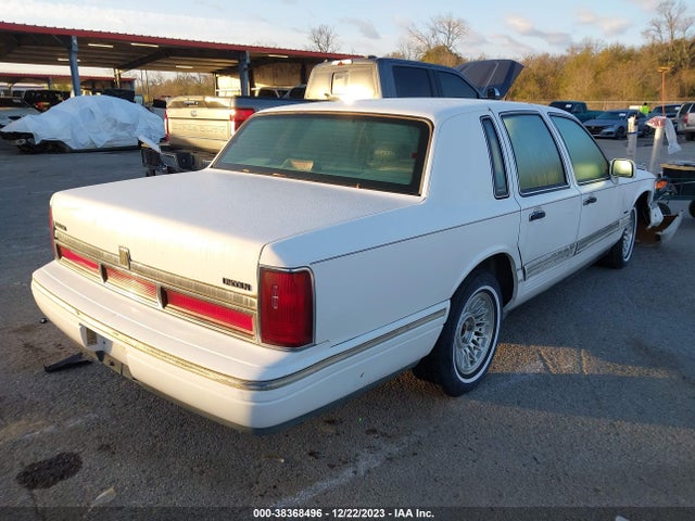 1996 LINCOLN TOWN CAR EXECUTIVE VIN: 1LNLM81W3TY672977
