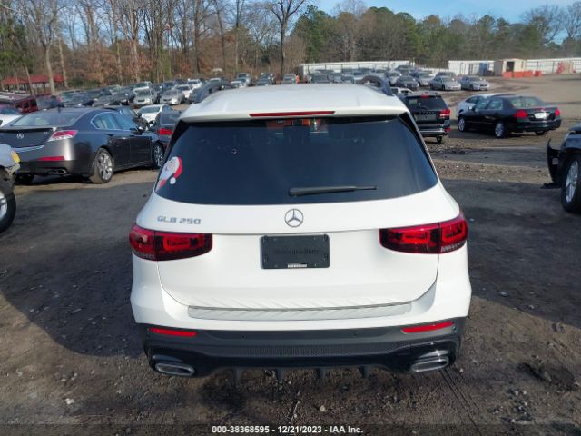 W1N4M4GB4PW282082 Mercedes-Benz GLB 250