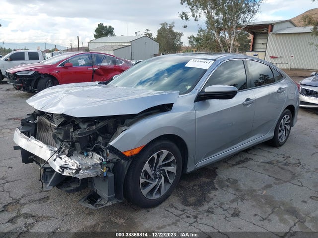 Honda CIVIC EX 2018 2HGFC2F72JH596728 Image 2