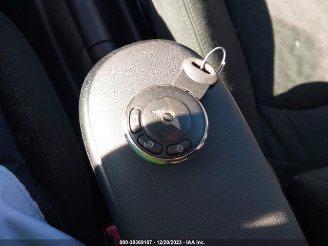 2012 MINI COOPER WMWSU3C50CT367812 Photo 10