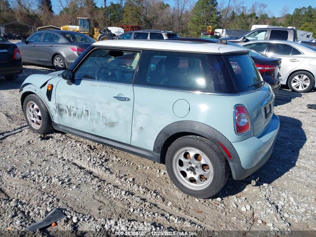 2012 MINI COOPER WMWSU3C50CT367812 Photo 2