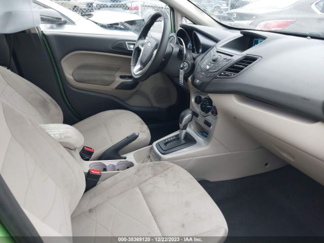 3FADP4EJ4FM170976 Ford FIESTA SE