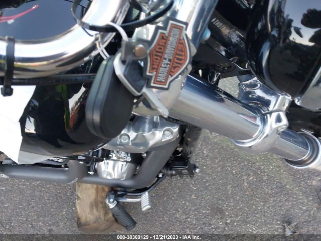 2023 HARLEY-DAVIDSON FXST 1HD1BVJ10PB037369 Photo 10