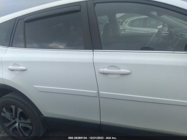 2017 TOYOTA RAV4 LE VIN: JTMZFREV4HJ718882
