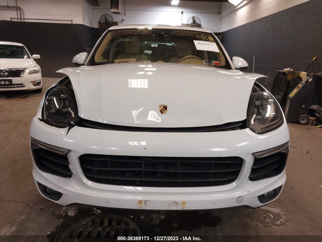 2016 PORSCHE CAYENNE WP1AB2A28GLA92136 Photo 5