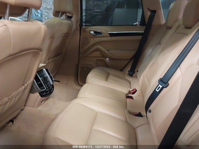 2016 PORSCHE CAYENNE WP1AB2A28GLA92136 Photo 7