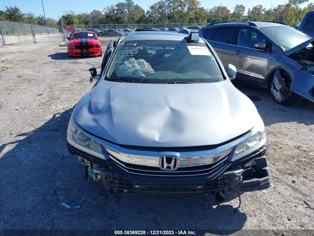Honda ACCORD EX 2017 1HGCR2F73HA183789 Image 12