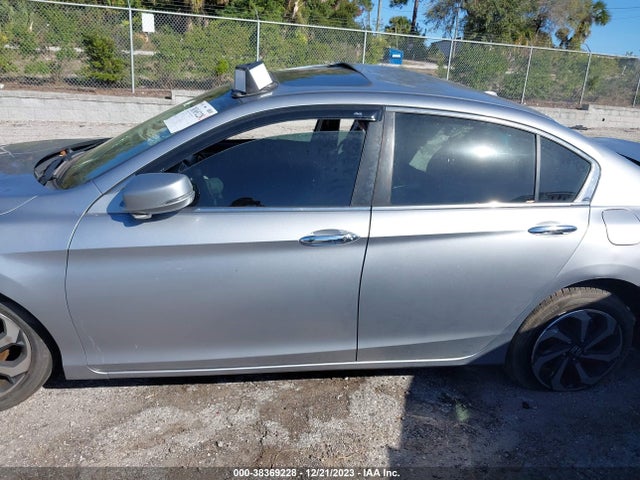 Honda ACCORD EX 2017 1HGCR2F73HA183789 Image 14