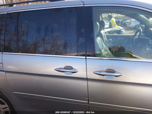 2006 HONDA ODYSSEY EX-L VIN: 5FNRL38666B092556