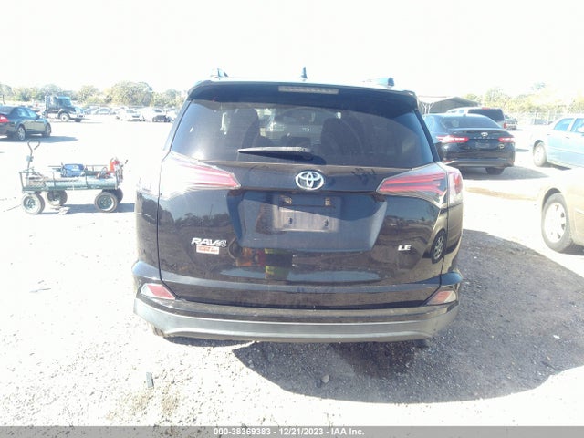 Toyota RAV4 LE 2018 2T3ZFREV5JW503633 Image 16