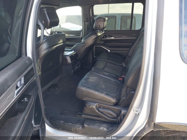 1C4SJUBT7NS109295 Jeep Wagoneer Series Ii 4x2