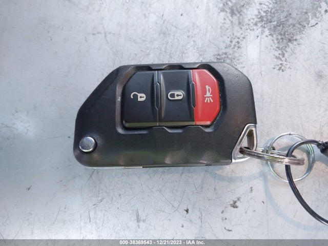 1C4HJXDN2MW544730 Jeep 2021