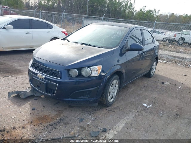 Chevrolet Sonic Ls Auto 2015 1G1JA5SH2F4161817 Image 2