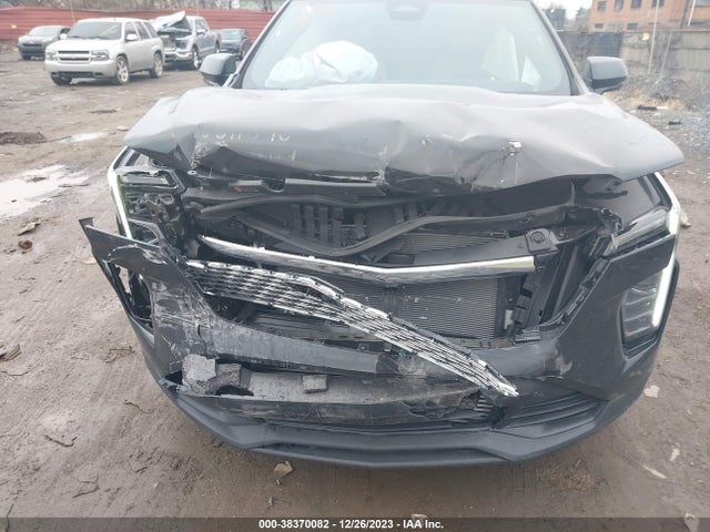 Cadillac Xt4 Awd Luxury 2024 1GYFZBR49RF121101 Image 6