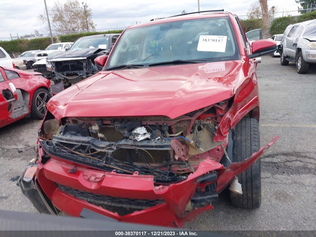 Toyota 4RUNNER SR5 2017 JTEBU5JRXH5455441 Image 13
