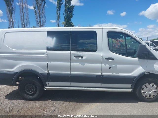 Ford Transit-250 2015 1FTNR1ZM0FKA89461 Image 13