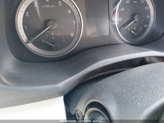 2018 HYUNDAI TUCSON SE VIN: KM8J23A48JU759597