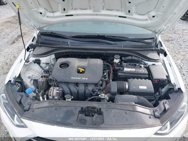 Hyundai ELANTRA SE 2018 5NPD74LFXJH293561 Image 10