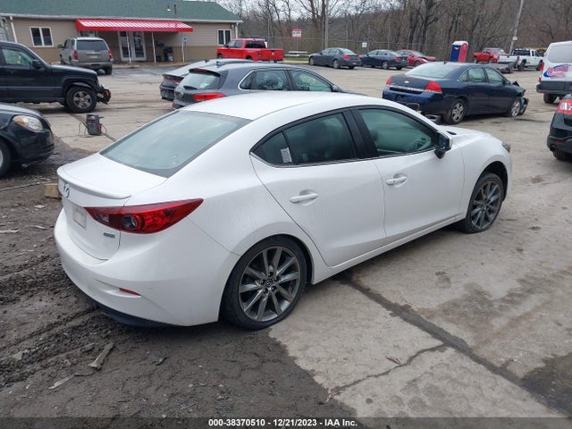 2018 MAZDA MAZDA3 TOURING VIN: 3MZBN1V35JM251725