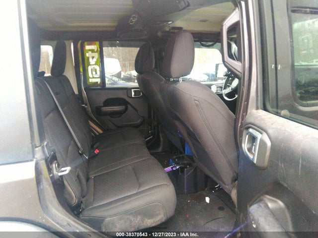 1C4HJXDN0KW645827 Jeep Wrangler Unlimited Sport S 4x4