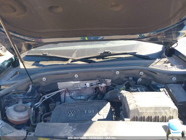 1V2DC2CA9MC217882 Volkswagen Atlas Cross Sport 2.0t Se