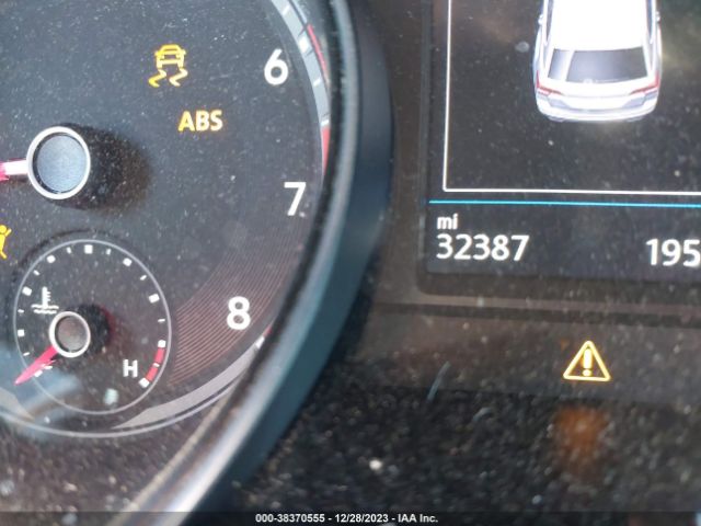 1V2DC2CA9MC217882 Volkswagen Atlas Cross Sport 2.0t Se
