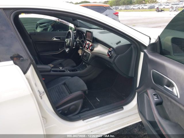 WDDSJ4EB9GN393765 Mercedes-Benz CLA 250