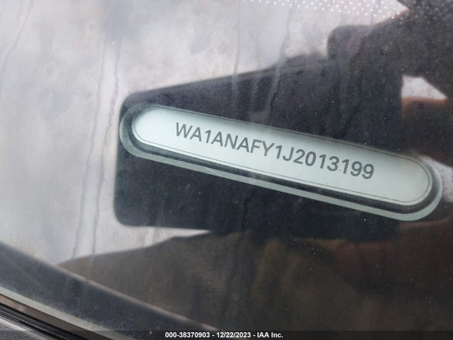 WA1ANAFY1J2013199 Audi Q5 2.0t Premium/2.0t Tech Premium