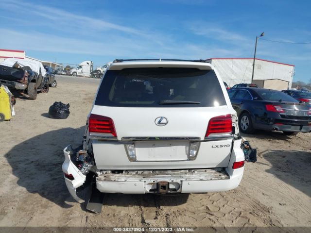 JTJHY7AX8F4167317 Lexus LX 570