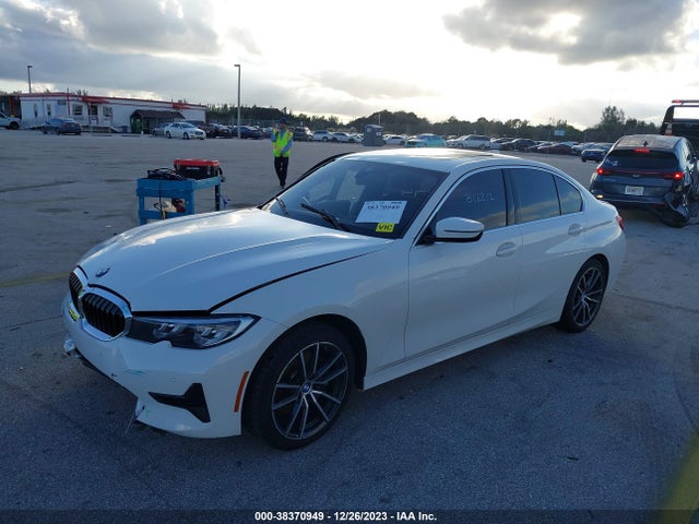BMW 330I 2020 3MW5R1J06L8B12812 Image 2