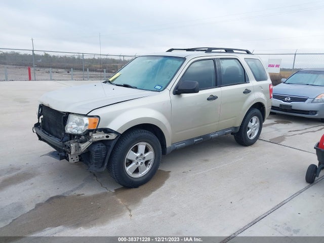 2012 FORD ESCAPE XLS VIN: 1FMCU0C7XCKA83452