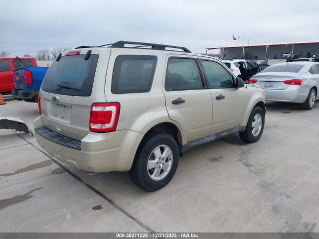 2012 FORD ESCAPE XLS VIN: 1FMCU0C7XCKA83452