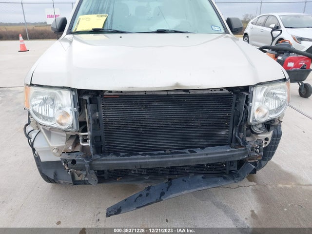 2012 FORD ESCAPE XLS VIN: 1FMCU0C7XCKA83452