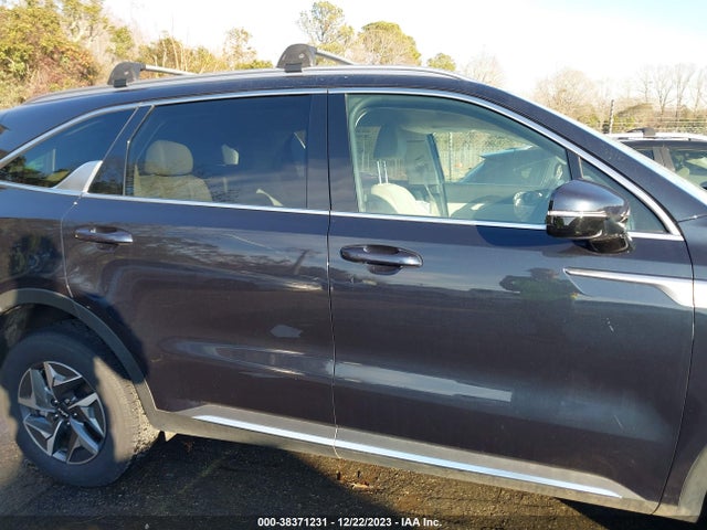 2022 KIA SORENTO HYBRID S VIN: KNDRG4LG6N5110001