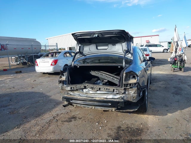 1VWAT7A38HC070446 Volkswagen Passat 1.8t S