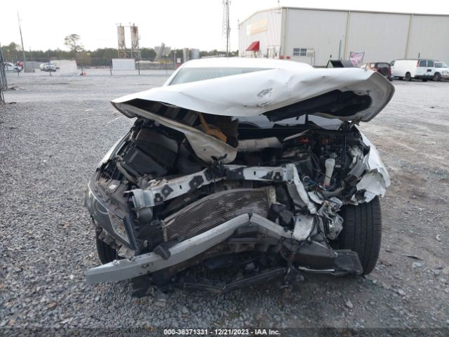 1G1105S38HU211730 Chevrolet IMPALA 1LT