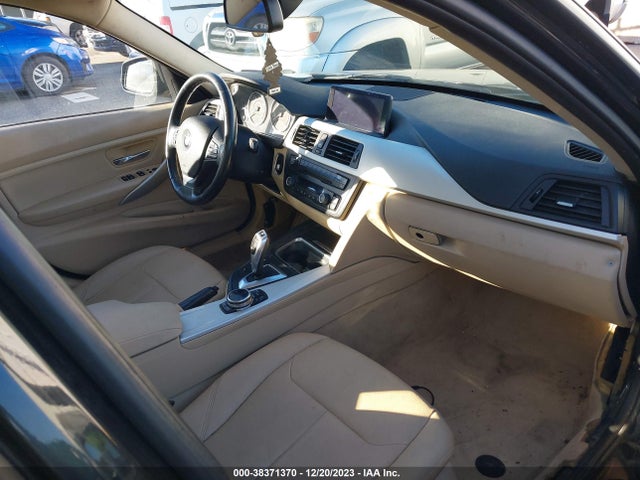 BMW 320i Xdrive 2014 WBA3C3G50ENR25067 Image 5