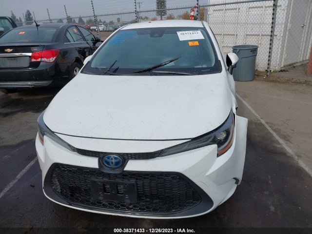 Toyota Corolla Hybrid Le 2021 JTDEAMDE0MJ008020 Image 11