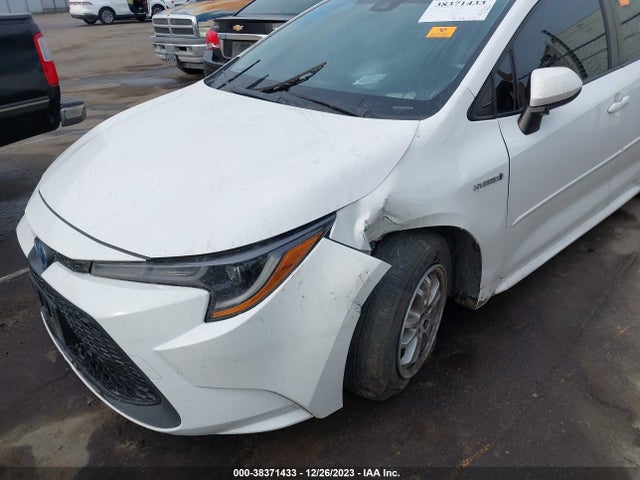 Toyota Corolla Hybrid Le 2021 JTDEAMDE0MJ008020 Image 6