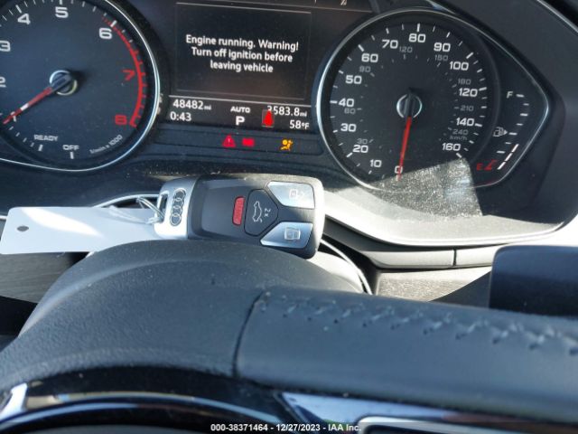 WAUGMAF4XKA057786 Audi A4 40 Premium/40 Titanium Premium
