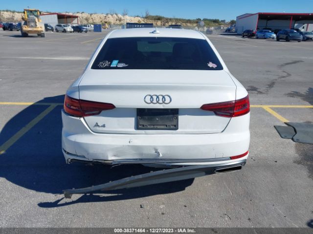 WAUGMAF4XKA057786 Audi A4 40 Premium/40 Titanium Premium