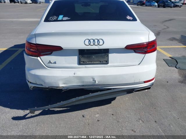 WAUGMAF4XKA057786 Audi A4 40 Premium/40 Titanium Premium