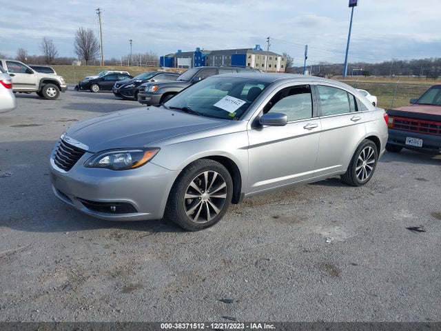1C3CCBBG7EN117471 Chrysler 200 Touring
